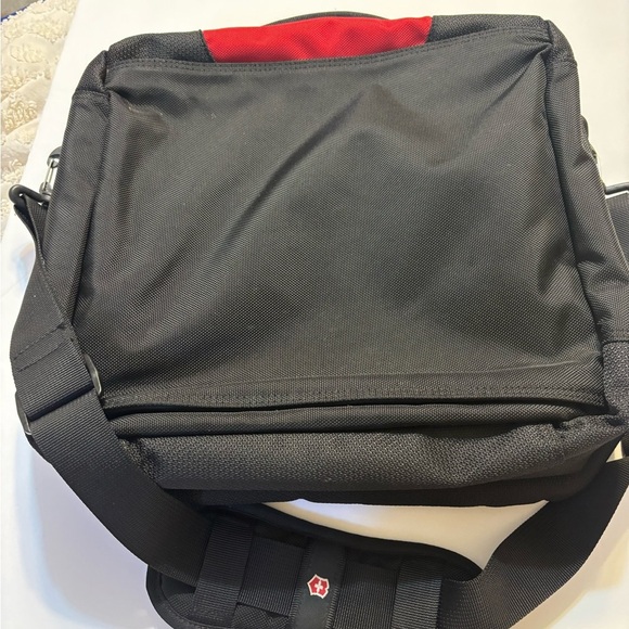 Victorinox Swiss Army Messenger Laptop Shoulder Satchel Bag - Picture 10 of 15